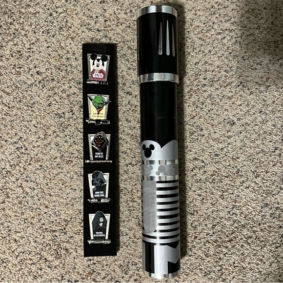 StarWars 2012 Rare Disneys Star Wars Weekends Collector Pin Set - Picture 3 of 5